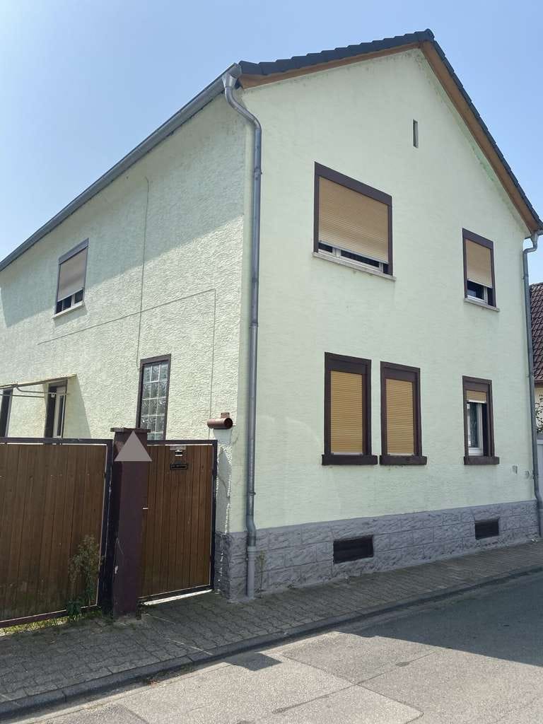 Immobilie in Alsbach-Hähnlein - Charmantes Haus mit großzügigem Grundstück und idyllischen Garten im Ortsteil Hähnlein - Bild 3