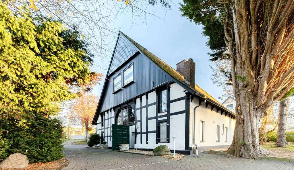 Immobilie in Herford - Attraktives Renditeobjekt mit 10-Jahres-Mietvertrag - Bild 0