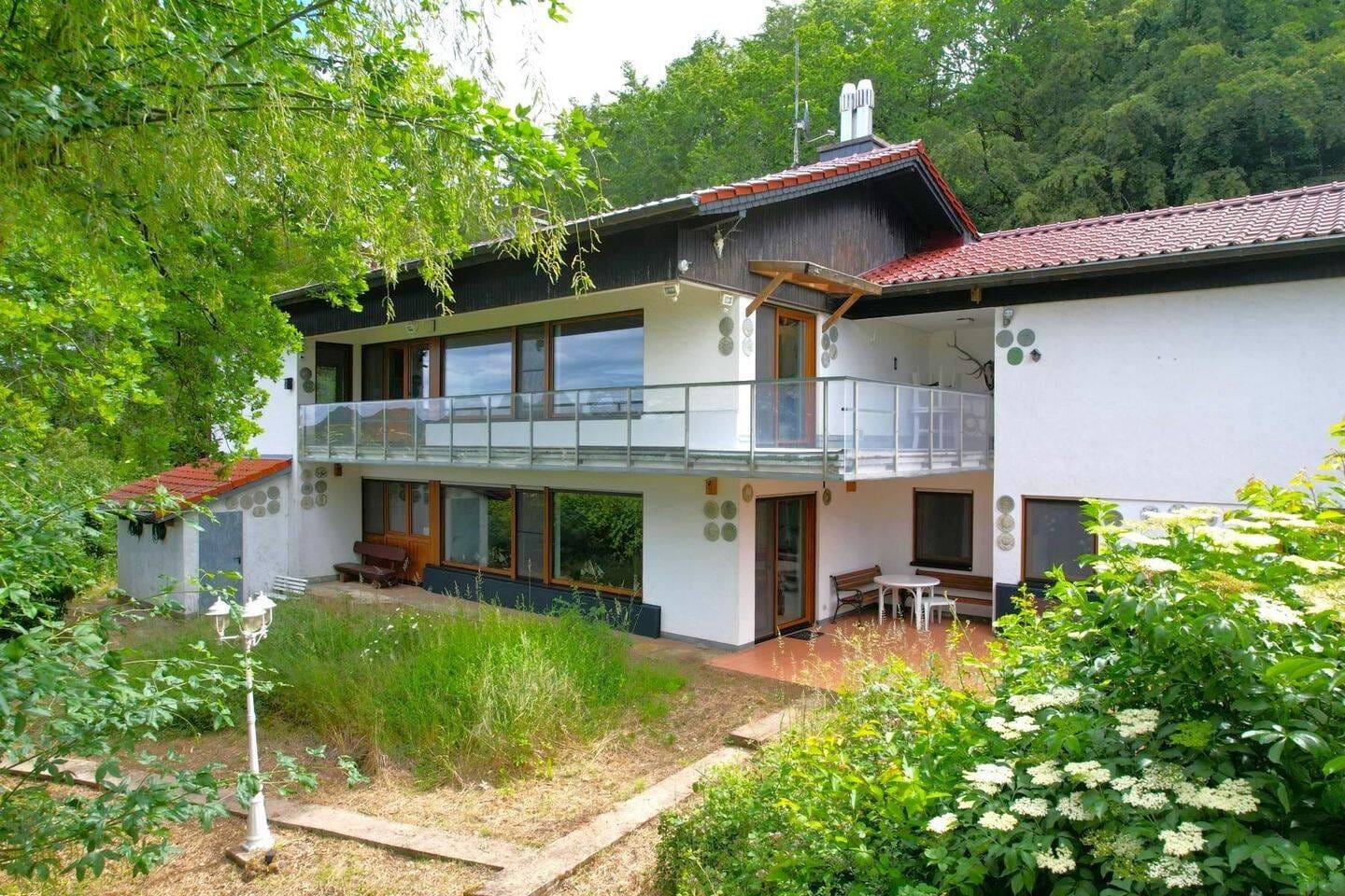 Immobilie in Gerolstein - Rarität: Alleinlage in absolut ruhiger Umgebung mit Panoramablick - Bild 0