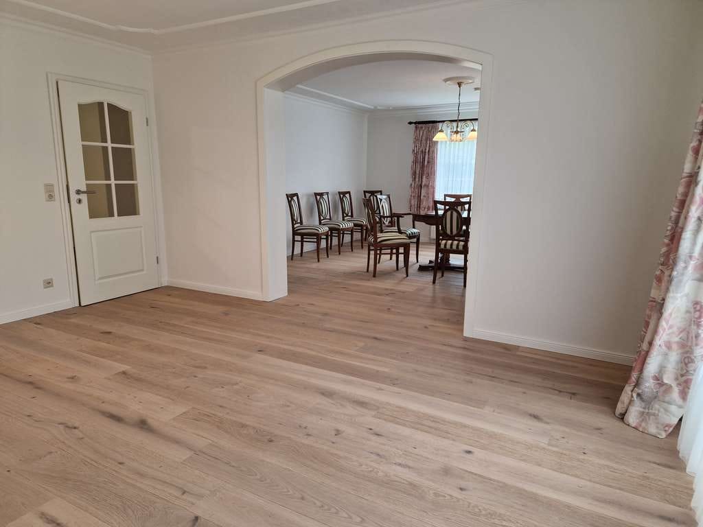 Immobilie in Tetenbüll - Einfamilienhaus mit Garage Viel Raum für Familie, Leben und Mehrgenerationen nahe St. Peter- Ording - Bild 4