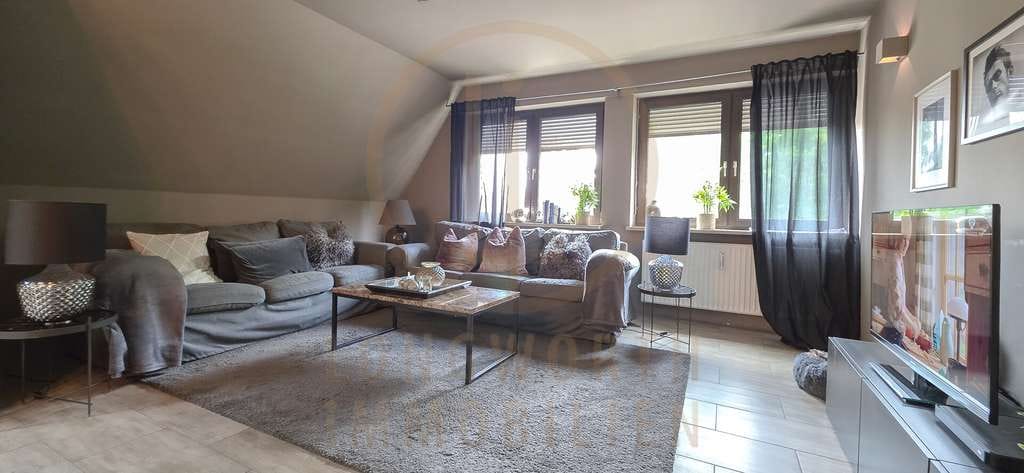 Immobilie in Feucht - Außergewöhnliche Maisonette mit uneinsehbarer 30 m² großer Dachterrasse. - Bild 3