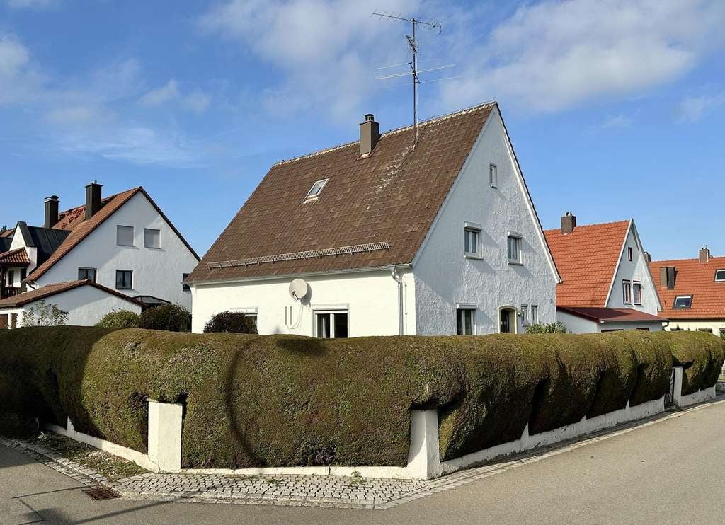 Immobilie in Ottobeuren - Einfamilienhaus in Ottobeuren in begehrter Wohnlage - Bild 1