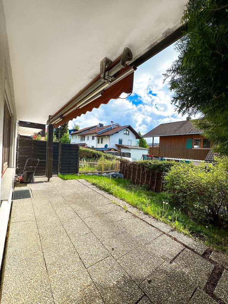 Immobilie in Weiler-Simmerberg - Tolle Gartenwohnung mit Hauscharakter und ca. 240 m² Grundstück zur Alleinnutzung - Bild 3