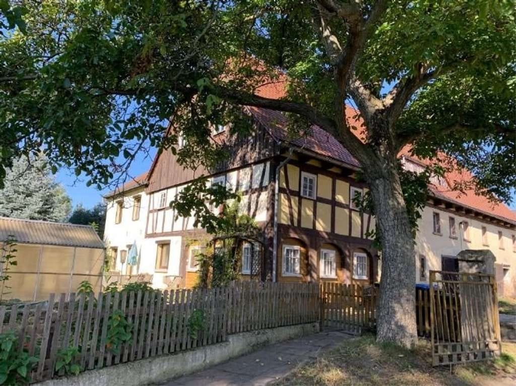 Immobilie in Leutersdorf - Denkmalgeschützter 4-Seithof in Spitzkunnersdorf - Bild 0