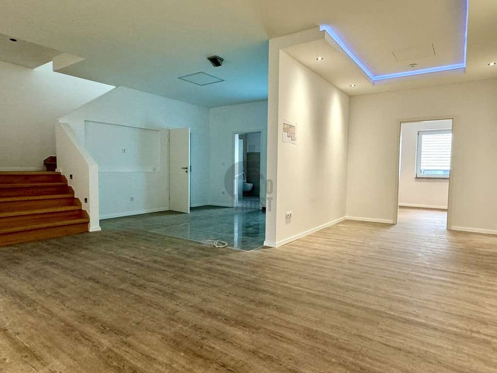 Immobilie in Königheim - WO RAUM ZU LEBENSQUALITÄT WIRD – MAISONETTEWOHNUNG MIT HAUSGEFÜHL - Bild 2