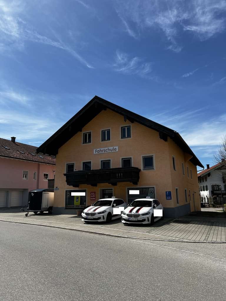 Immobilie in Grabenstätt - Mehrfamilienhaus in Grabenstätt - Bild 2