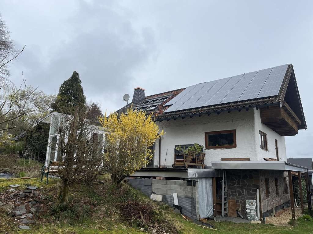 Immobilie in Kempenich - Traumhaftes Einfamilienhaus in idyllischer Lage - Bild 1