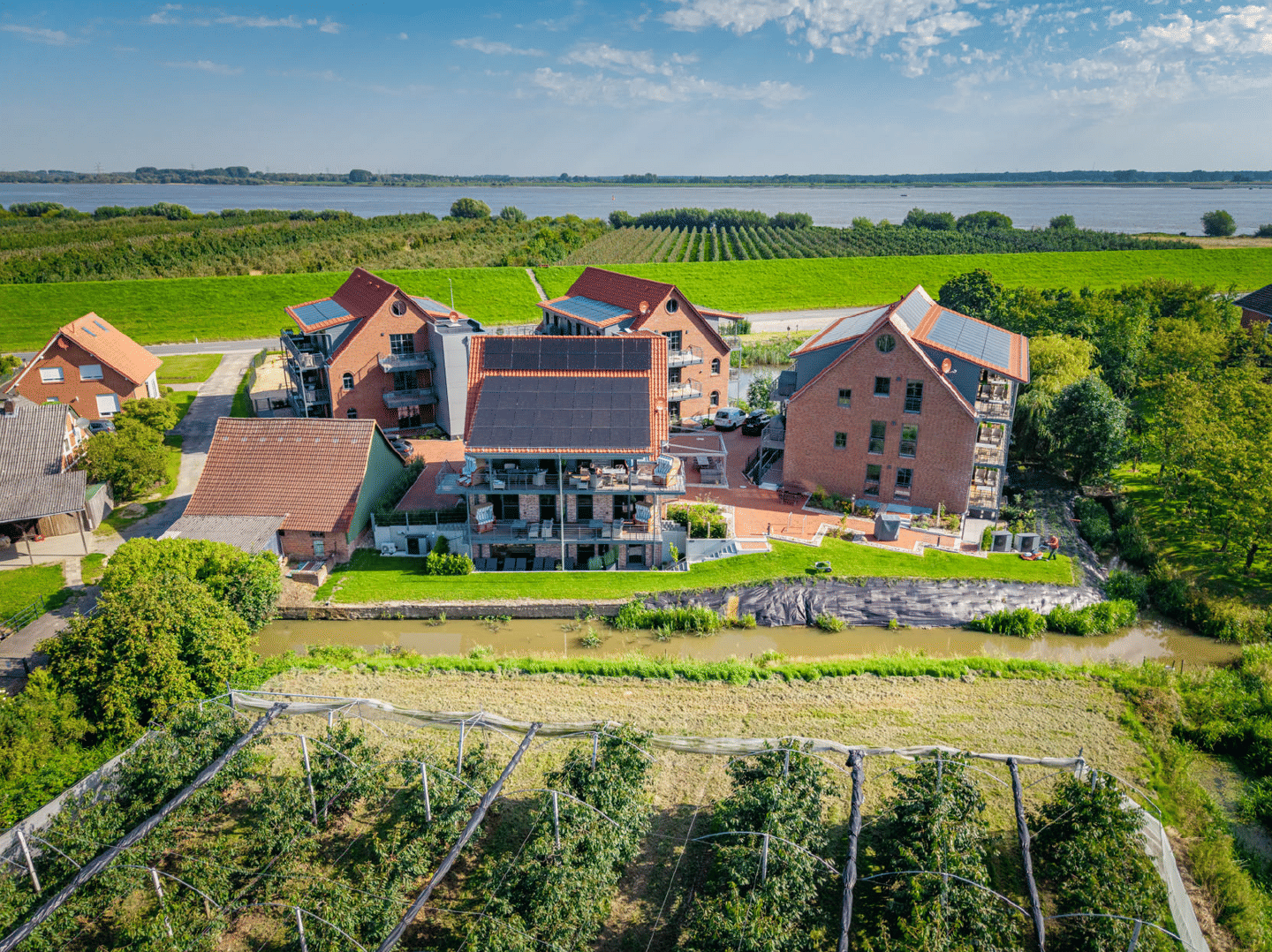 Immobilie in Grünendeich - Starke Kapitalanlage mit Wertsteigerung - Moderne Neubau-Ferienwohnung im Alten Land - mit professionellem Vermietungsservice - PROVISIONSFREI - Bild 3