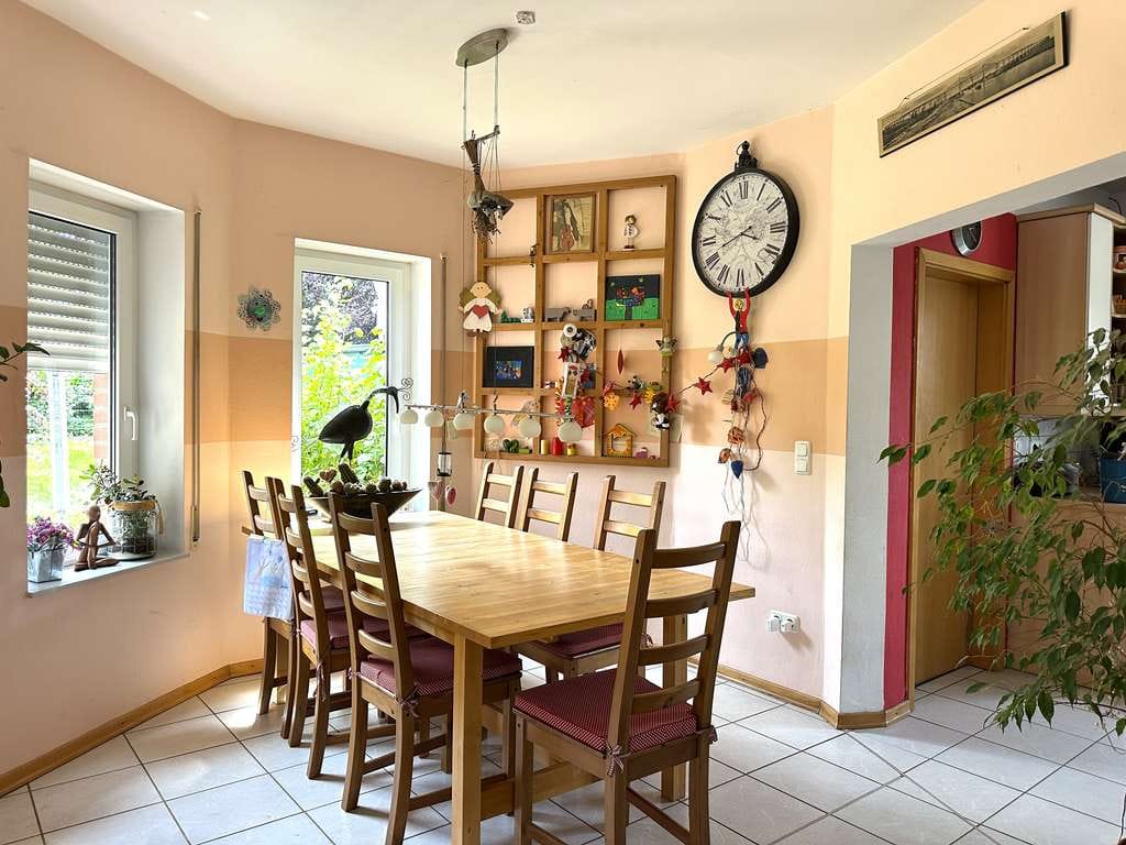 Immobilie in Negenharrie - Einfamilienhaus mit idyllischem Grundstück und Solaranlage. PROVISIONSFREI! - Bild 2