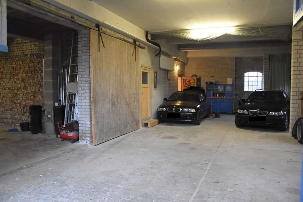 Immobilie in Dägeling - Spezialobjekt mit viel Liebe zum Detail - Zwei Wohneinheiten und Halle für Individualisten - Bild 3