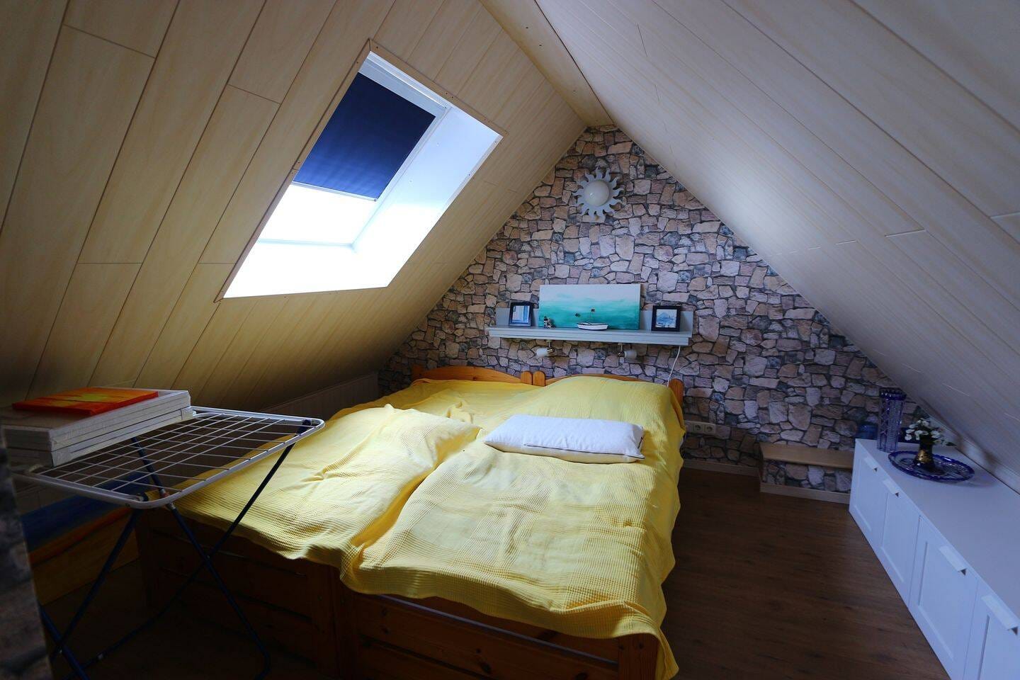 Immobilie in Garz/Rügen - Maisonette-Ferienwohnung mit Balkon und Kamin, ruhige Lage in Garz/Rügen - Bild 1