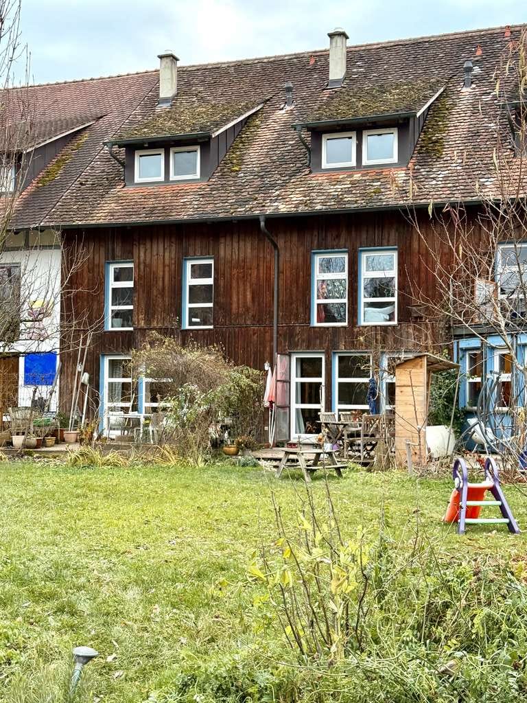 Immobilie in Überlingen - Sie suchen das Besondere? Ökologisch neubaugleich saniertes RH in idyllischer Lage von Bambergen - Bild 0