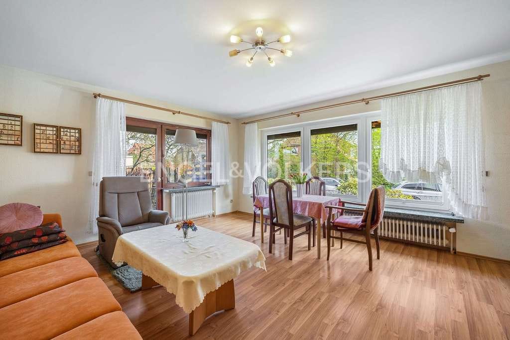 Immobilie in Kaltenkirchen - Sanierungsbedürftiges Einfamilienhaus in ruhiger Wohngegend - Bild 3