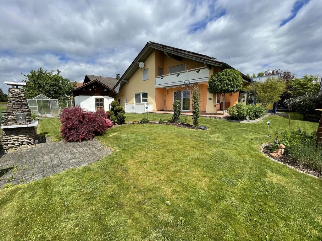 Immobilie in Hunderdorf - Mehrfamilienhaus - Bild 0