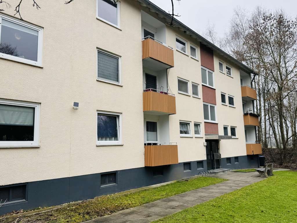 Immobilie in Lage - Helle 3-Zimmer-Wohnung mit zwei Balkonen in gepflegter Wohnanlage-ideale Kapitalanlage! - Bild 0