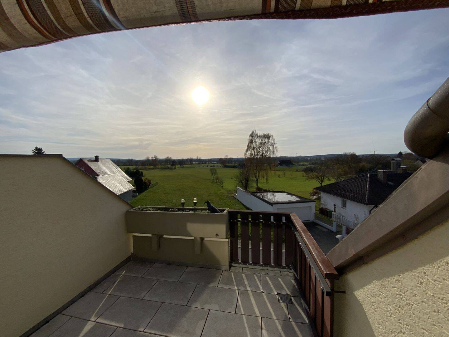 Immobilie in Muhr am See - Toller Seeblick*Moderne Wohnung mit Dachterrasse + Garage - Bild 1