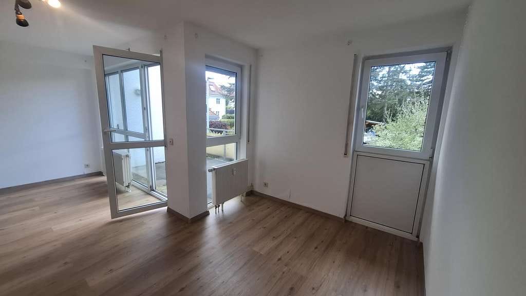 Immobilie in Filderstadt - Hell - gemütlich -einziehen. Gepflegte 2-Zimmer-Whg. - Bild 1