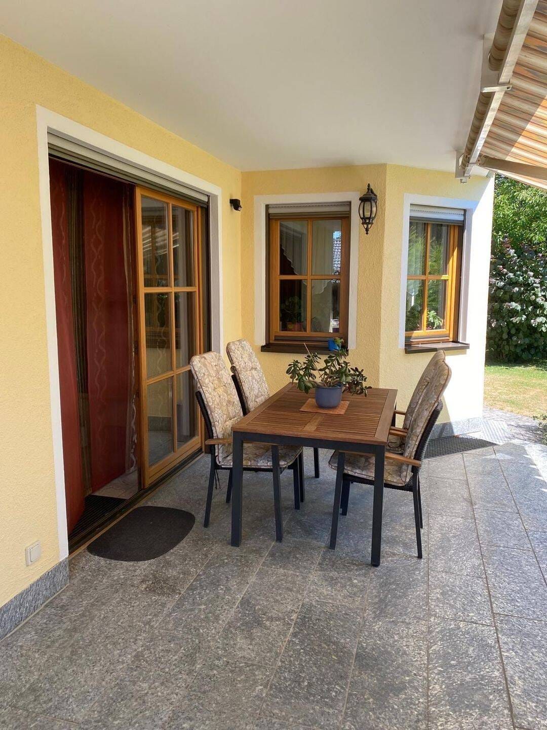 Immobilie in Freihung - Familienfreundliches Haus mit 7 Zimmern in Freihung - Bild 2