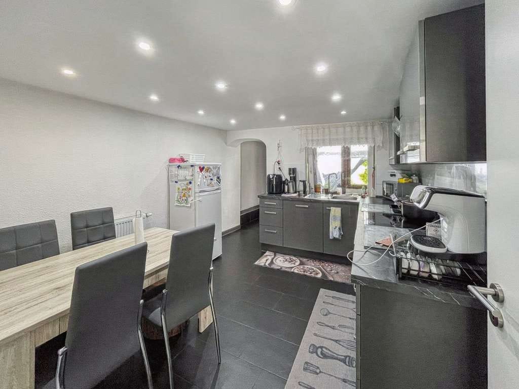 Immobilie in Langenenslingen - Modernisiertes Haus mit Scheune in zentraler Lage in Langenenslingen - Bild 3