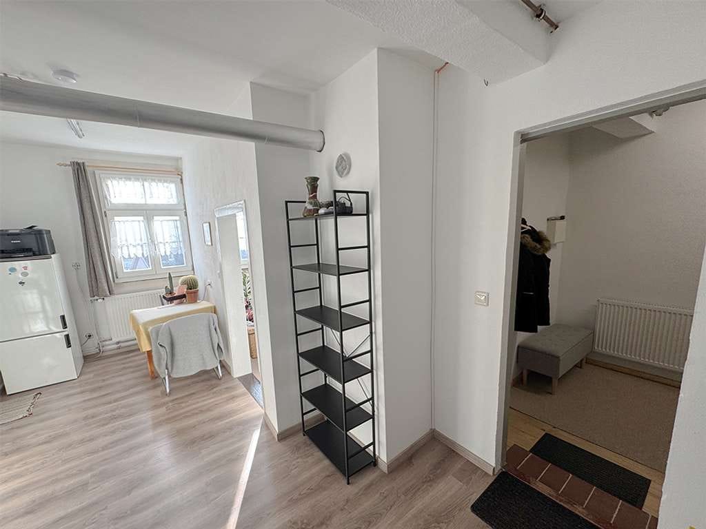 Immobilie in An der Schmücke - Historisches, überwiegend saniertes Mehrfamilienhaus mit Entwicklungspotenzial in Sachsenburg - Bild 3