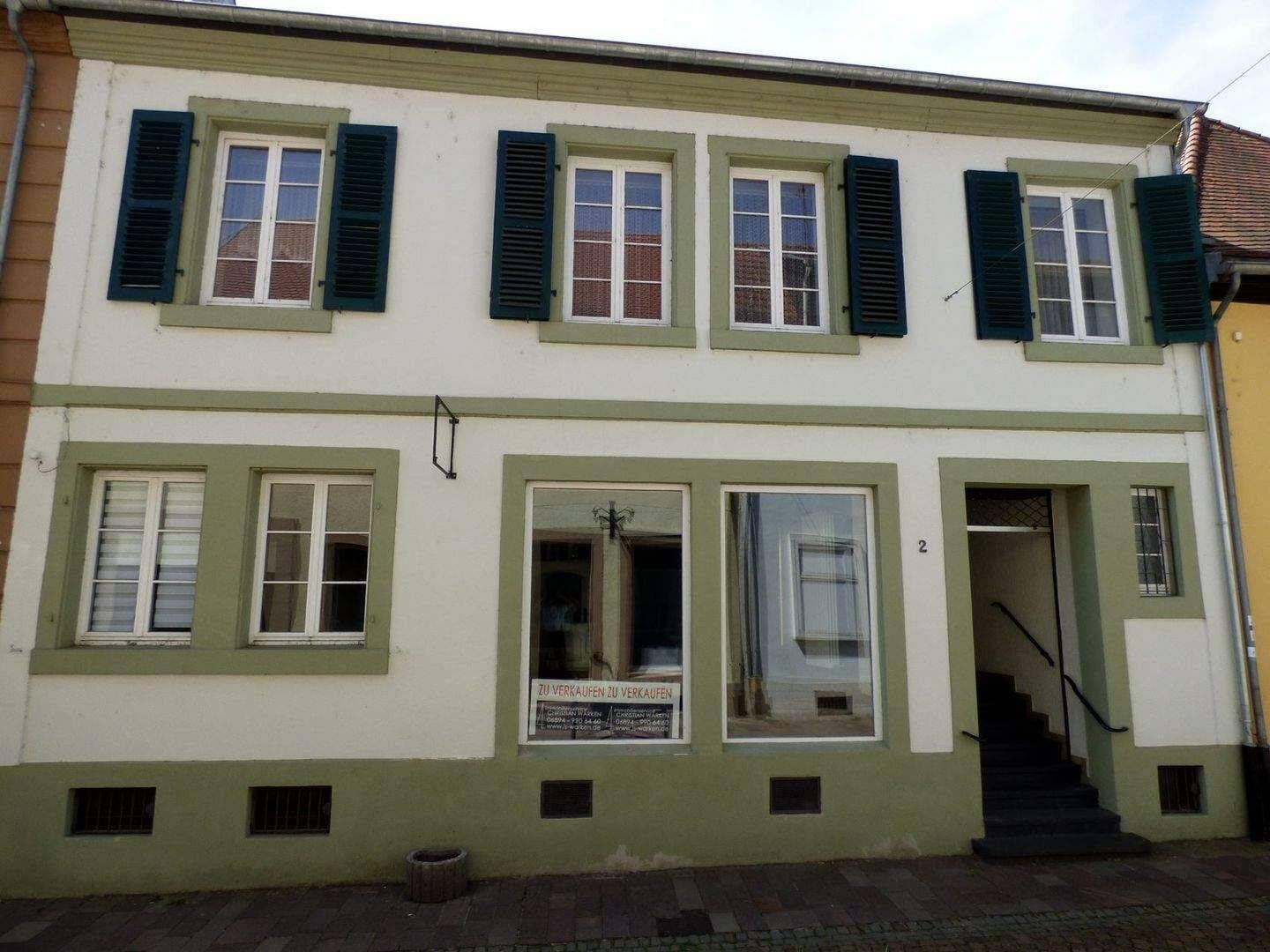 Immobilie in Blieskastel - 1 FH-Stadthaus als Alternative zur Eigentumswohnung - Bild 0