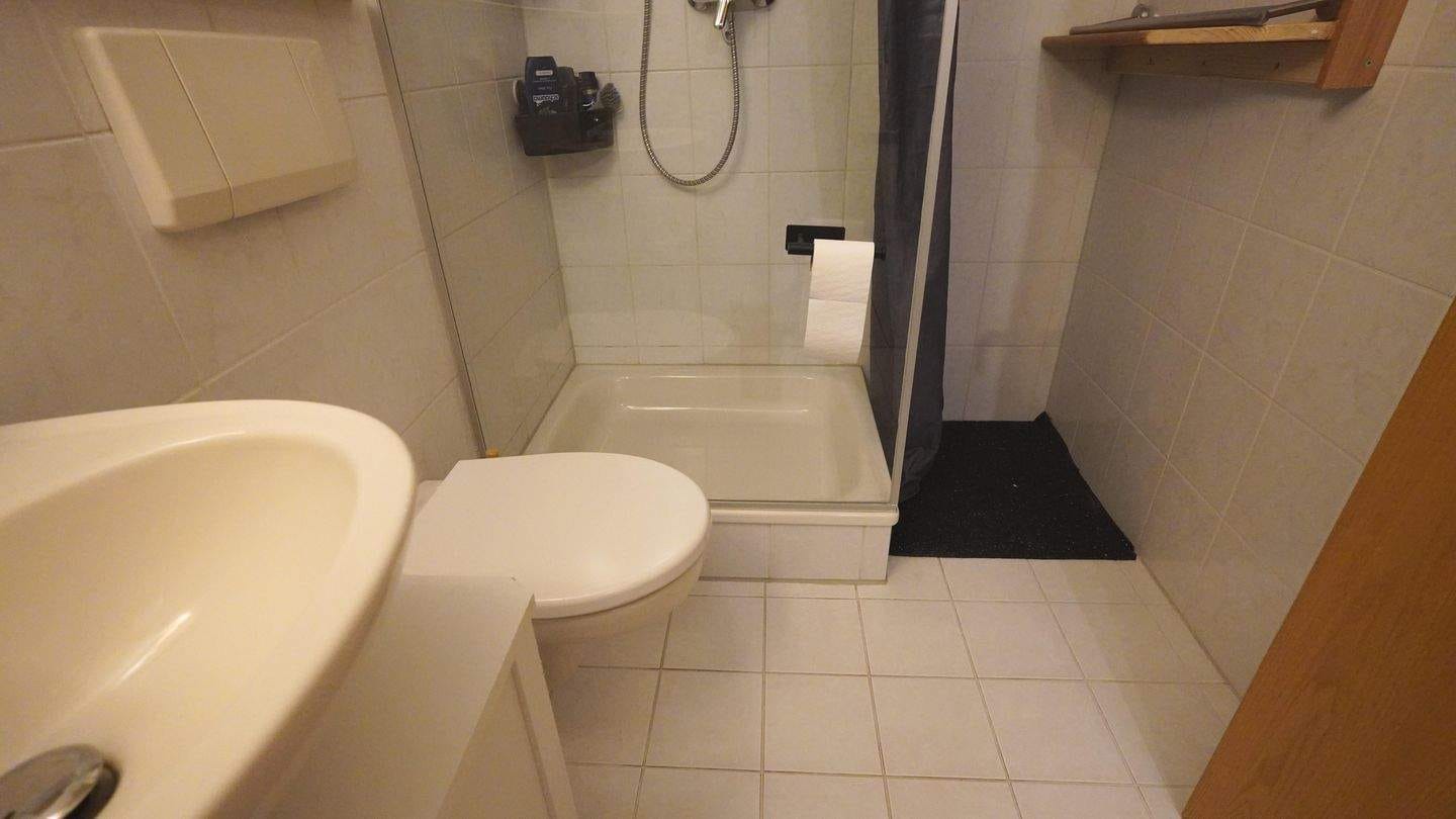 Immobilie in Heiligenberg - Gut geschnittene 3,5 -Zimmer-Wohnung mit Sonnenbalkon - Bild 3
