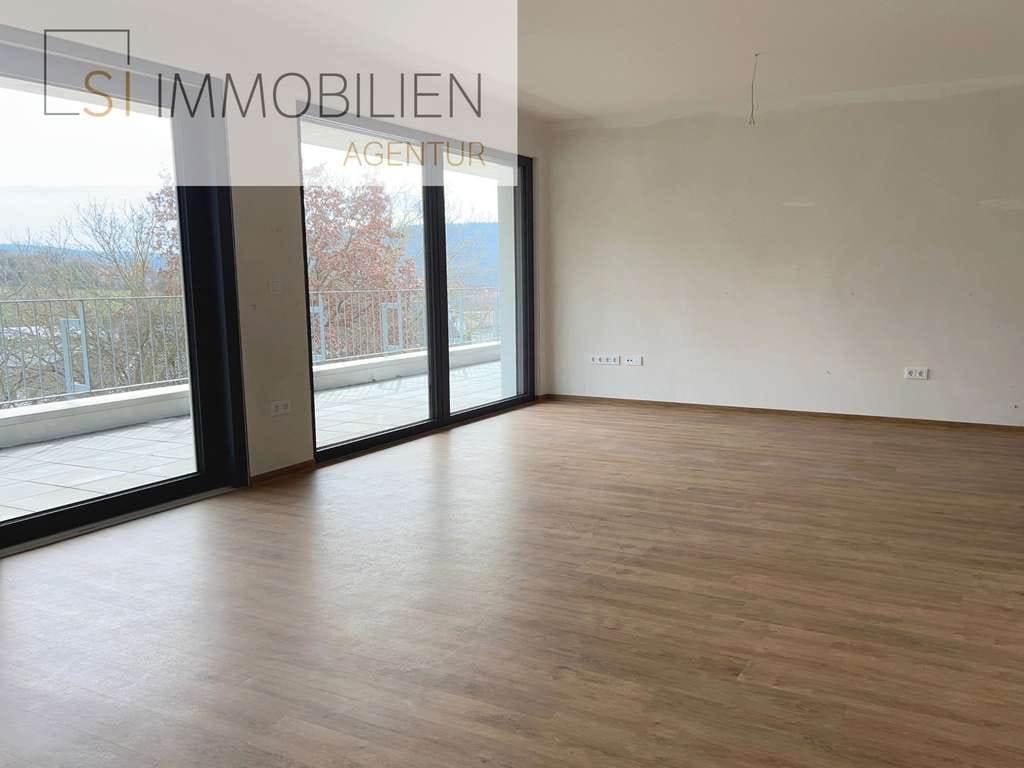 Immobilie in Igersheim - 2 ½-Zimmer-Neubauwohnung mit Loggia & Tiefgaragenstellplatz - Bild 1