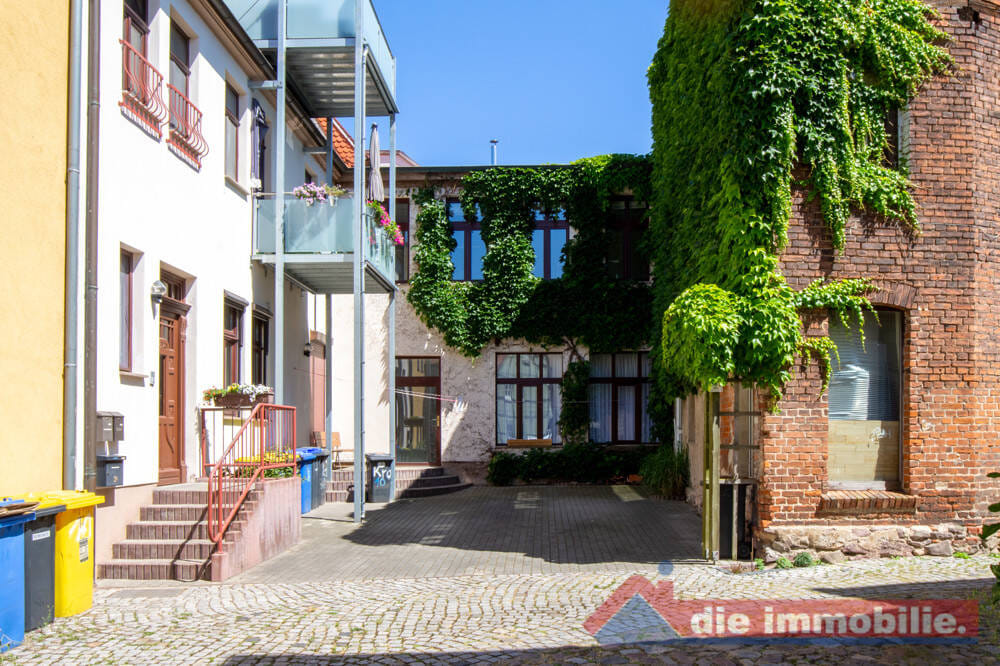 Immobilie in Wolmirstedt - ***Wohn- und Geschäftshaus - Ausbaureserve - provisionsfrei*** - Bild 2