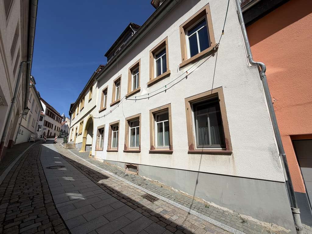 Immobilie in Kirchheimbolanden - EUPORA® Immobilien: Mehrfamilienhaus mit Innenhof im Zentrum von Kirchheimbolanden. - Bild 0