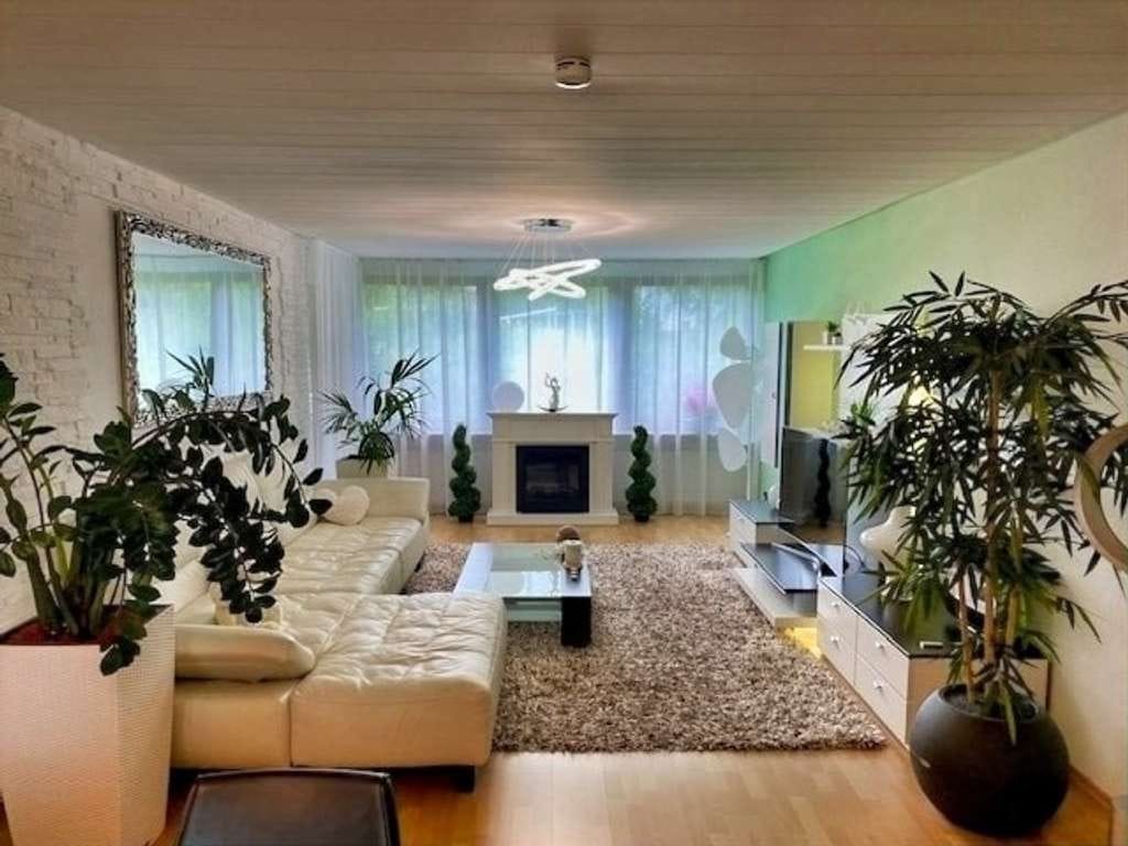 Immobilie in Dettingen unter Teck - Moderne Wohnung in optimaler Lage - Bild 2