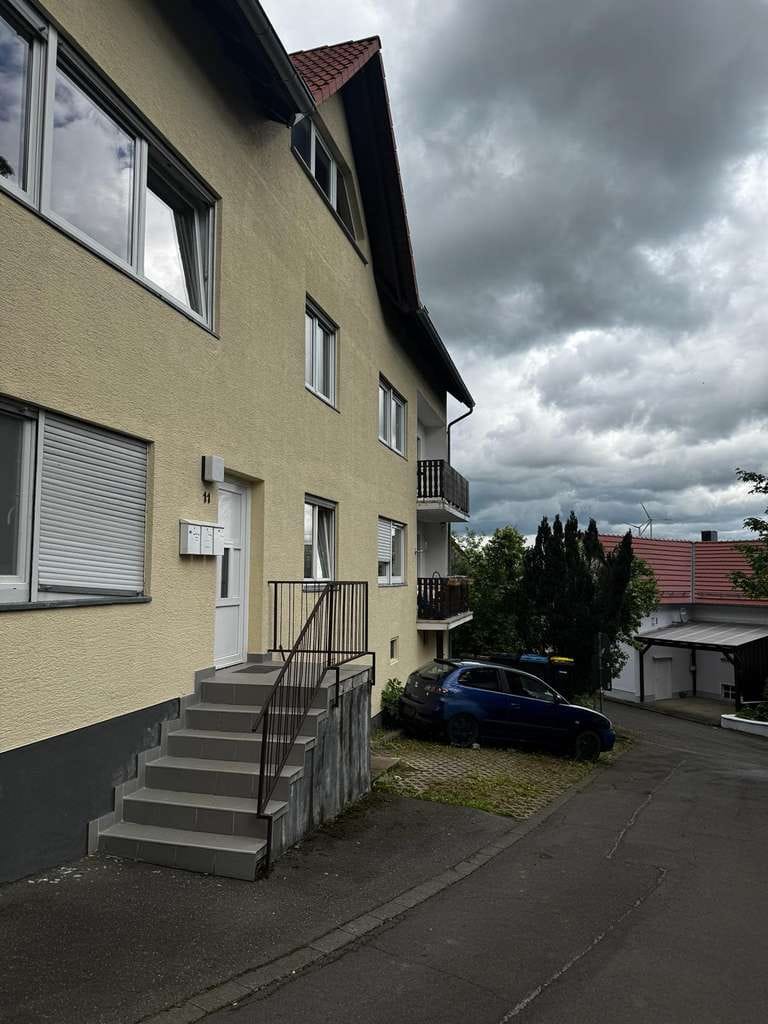 Immobilie in Ulrichstein - Attraktives Mehrfamilienhaus mit bis zu vier Wohneinheiten  - Bild 1