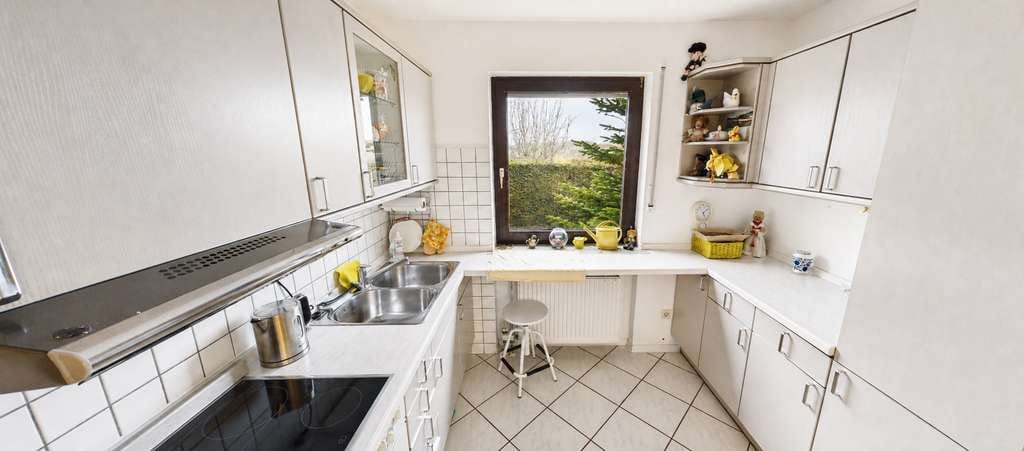 Immobilie in Heilsbronn - Reiheneckhaus mit Garten, Garage und ausgebautem Dachstudio in Heilsbronn - Bild 4