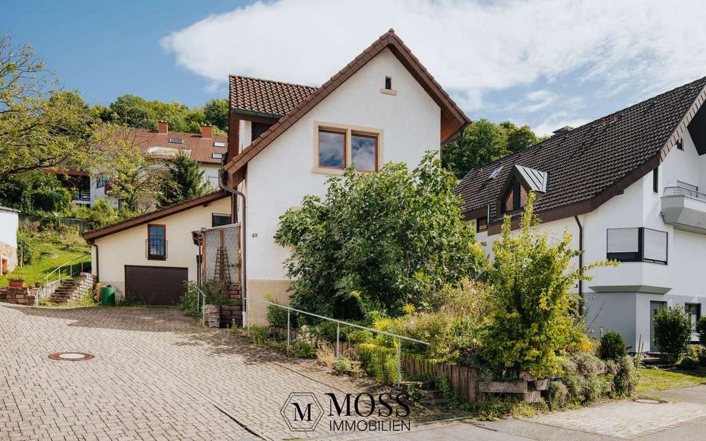 Immobilie in Merzhausen - Mehrgenerationenwohnen mit Aussicht – und Raum für Ihre Ideen - Bild 0