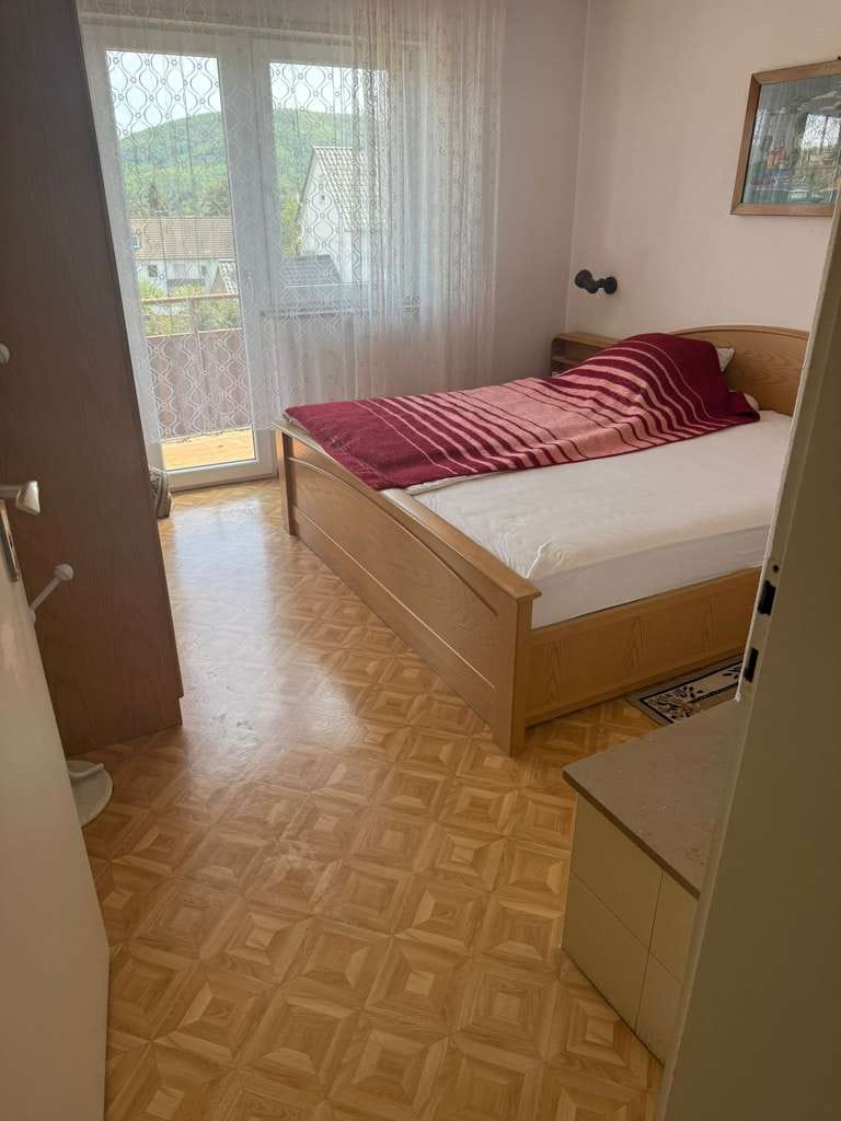 Immobilie in Eningen unter Achalm - Charmantes Reihenmittelhaus mit Potenzial und traumhafter Aussicht - Bild 4