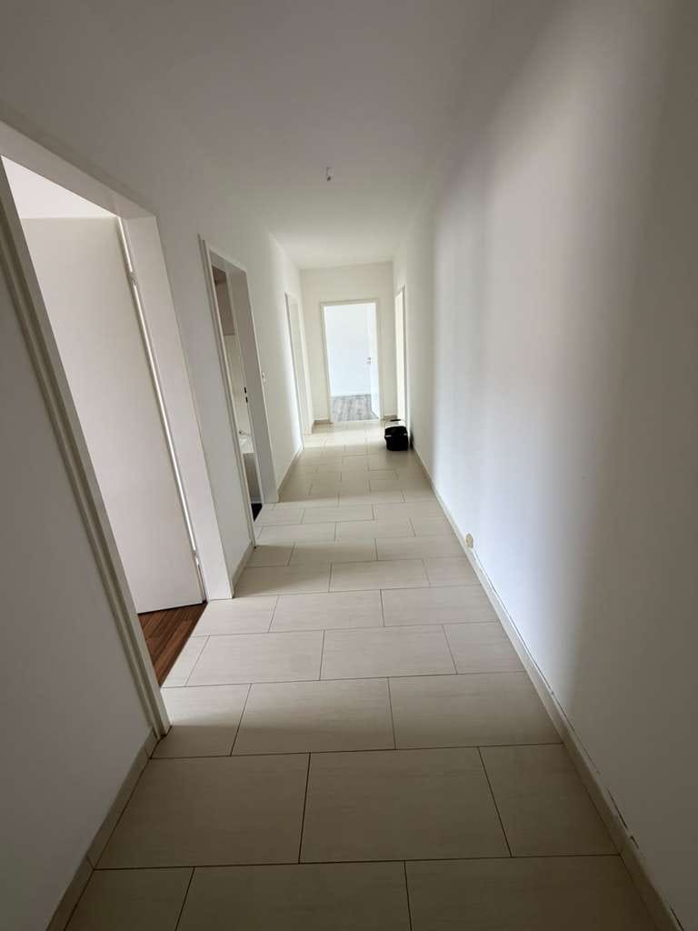 Immobilie in Kissing - Helle 3-Zimmer-Wohnung mit Balkon in zentraler Lage - Bild 1
