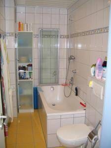 Immobilie in Röthenbach an der Pegnitz - 3 ZW mit Loggia im 1. OG in ruhiger Lage in Röthenbach/Pegnitz ----Die Wohnung ist vermietet---- - Bild 2
