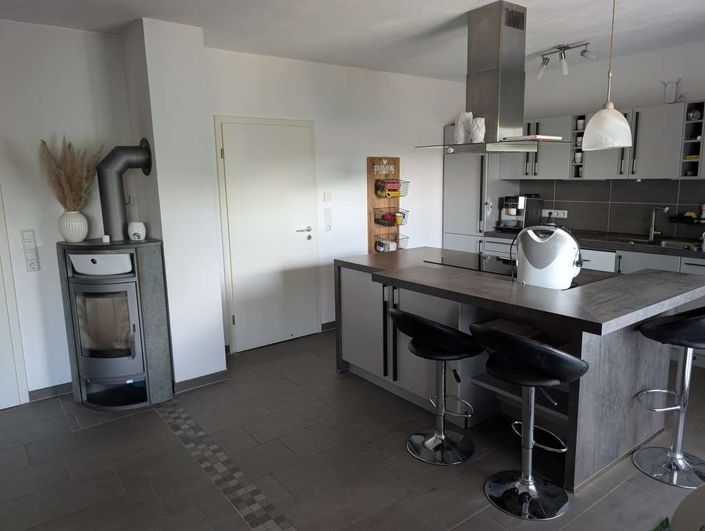Immobilie in Hettstadt - Bungalow in ruhiger Lage am Ortsrand von Hettstadt - Bild 3
