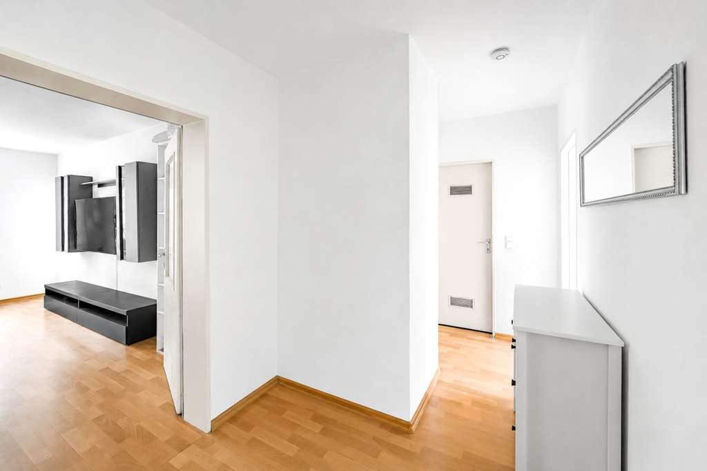 Immobilie in Landau in der Pfalz - Drei-ZKB-Erdgeschosswohnung mit Balkon und Stellplatz im Malerviertel von Landau! - Bild 2