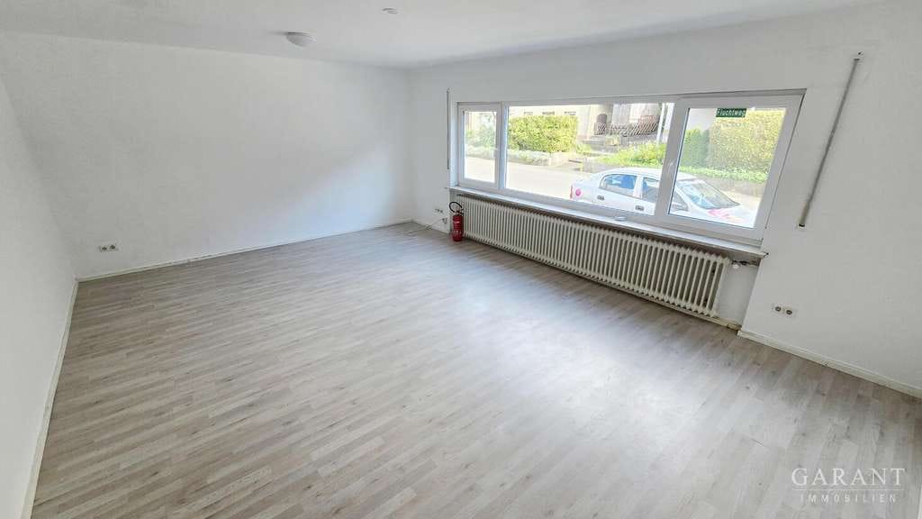 Immobilie in Heidenheim an der Brenz - Großzügiges Reiheneckhaus mit Doppelgarage und Dachterrasse! - Bild 1