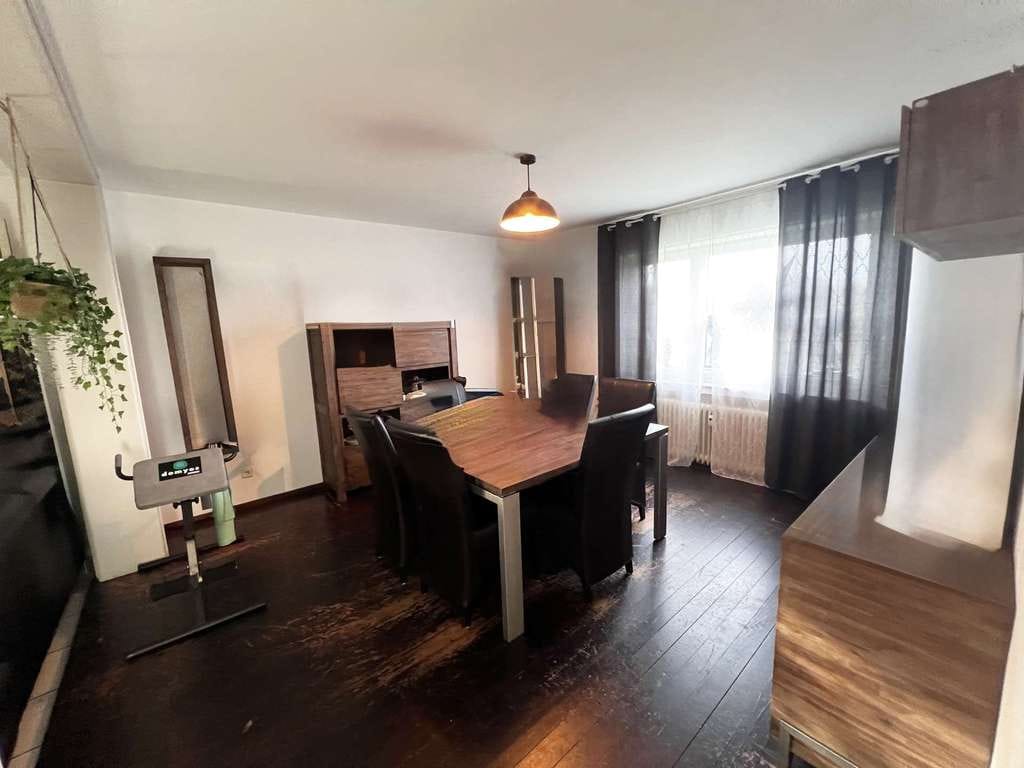 Immobilie in Schermbeck - Vermietetes Zweifamilienhaus mit Gartenanteilen und zwei Garagen im ländlichen Außenbereich! - Bild 4