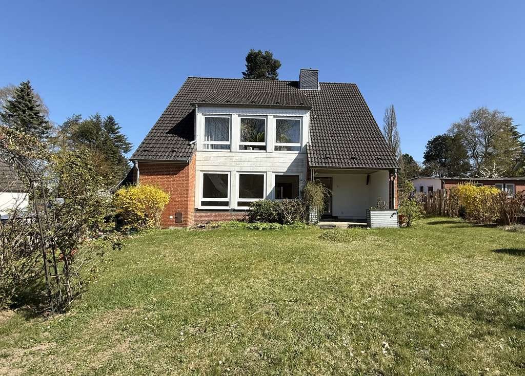 Immobilie in Malente - Großes Wohnhaus mit vielen Nutzungsmöglichkeiten, Bad Malente - Bild 3