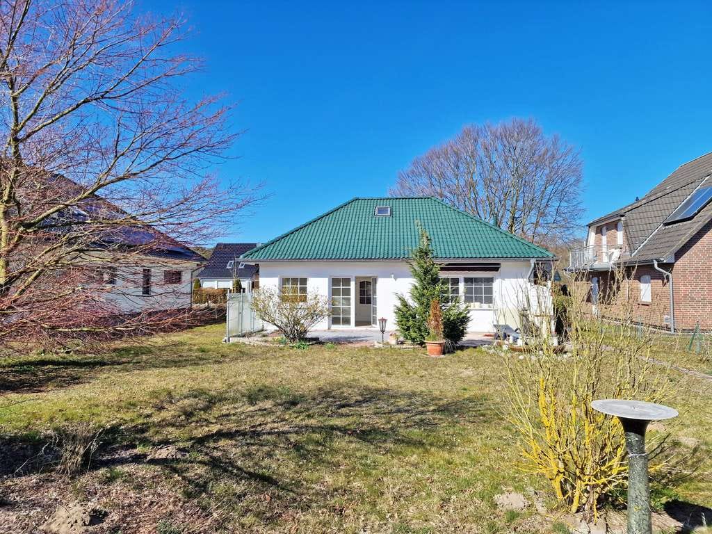 Immobilie in Zempin - Einfamilienhaus mit Blick ins Grüne und großzügigem Grundstück im Seebad Zempin - Bild 0