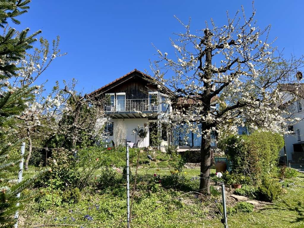 Immobilie in Sölden - Ökologisches Architektenholzhaus mit großem Garten - Bild 2