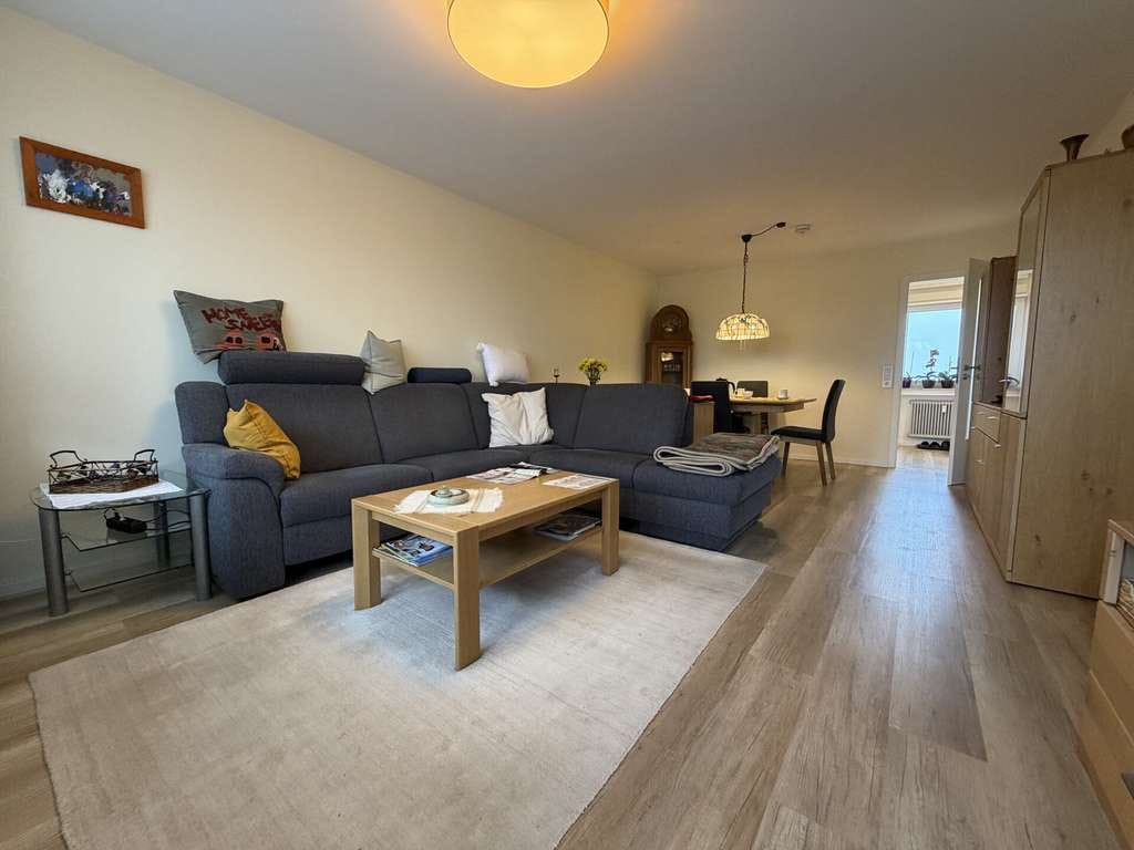 Immobilie in Aldingen - Wohnen über den Dächern – 3-Zimmer-Wohnung im 5. Stock - Bild 1