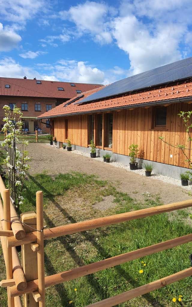 Immobilie in Vogtareuth - Energetisch saniertes Bauernhaus in Vogtareuth / Zuhäusl - Bild 1