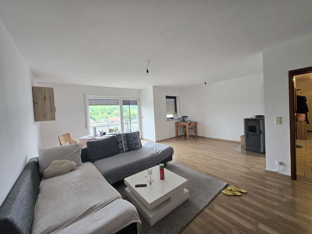 Immobilie in Schwarzach - Attraktive Eigentumswohnung mit Balkon und Abstellplatz – ideal für Eigennutzer und Kapitalanleger - Bild 1