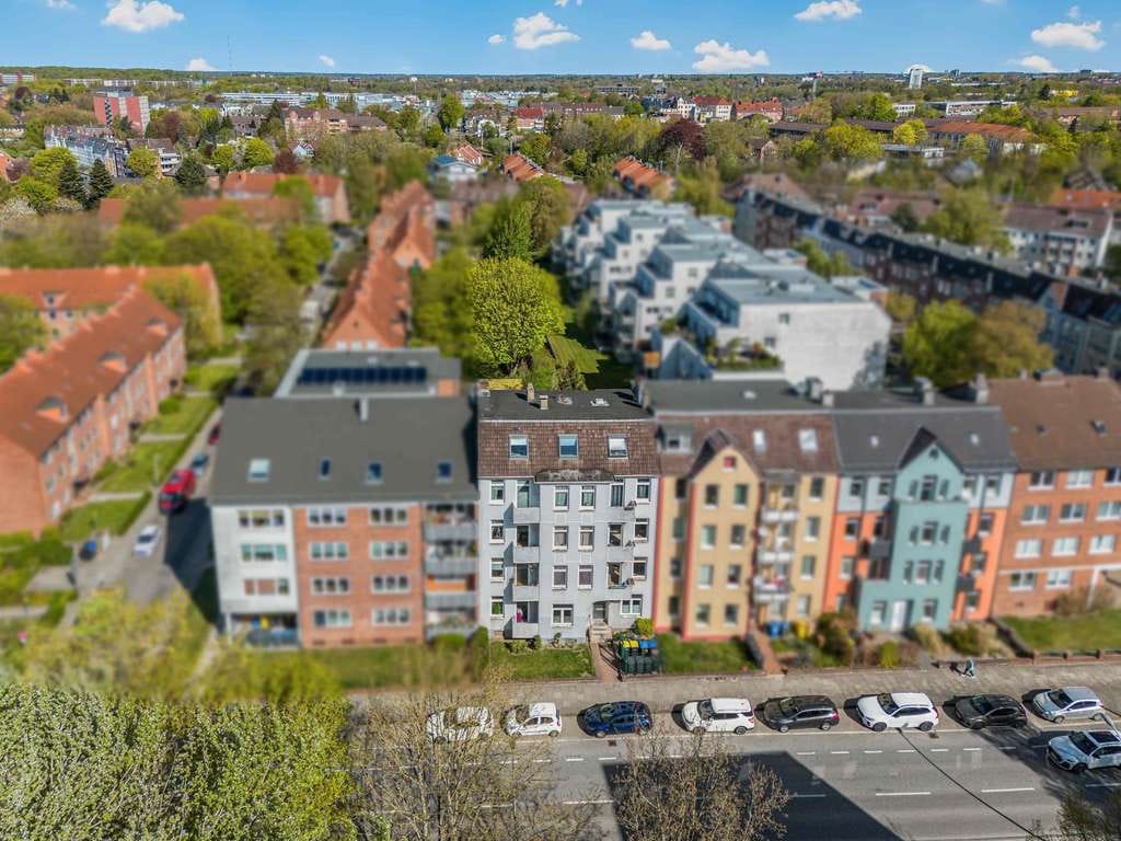 Immobilie in Molfsee - Solides Mehrfamilienhaus mit 9 Wohneinheiten in Kiel-Hassee! - Bild 3