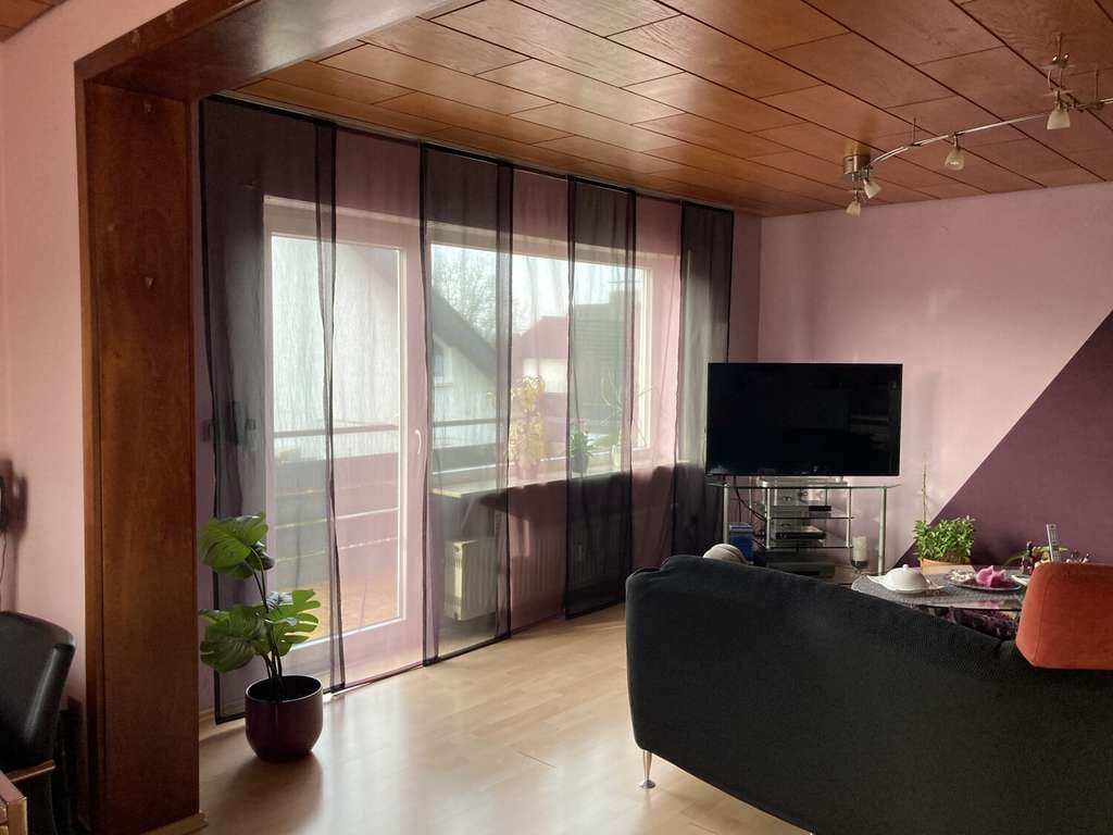 Immobilie in Hemsbach - Gemütliche 4-Zimmer-Wohnung mit zwei Balkonen in Hemsbach! - Bild 2