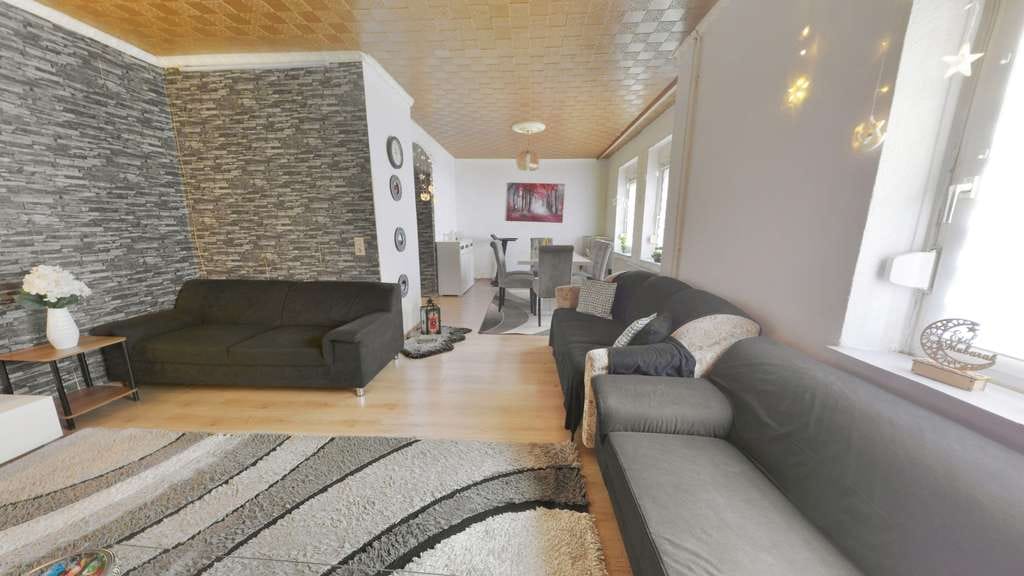 Immobilie in Spiesen-Elversberg - Doppelhaushälfte in zentraler Lage von Spiesen-Elversberg - Bild 3