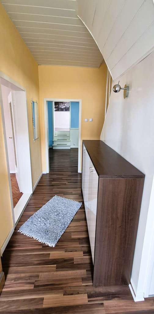 Immobilie in Löhnberg - Charmant saniertes Einfamilienhaus mit idyllischem Garten in Löhnberg - Bild 3